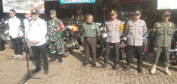 Apel Gabungan Dalam Rangka Penertiban PKL Pasar Parung Dan Pengukuhan Satgas K3 Bersama Kapolsek Camat Serta Danramil 