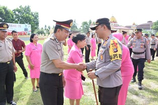 https://mail.gardatipikornews.com/kanit-binmas-polsek-lamala-hadiri-syukuran-hut-desa-pondan-ke-71-tahun-2023