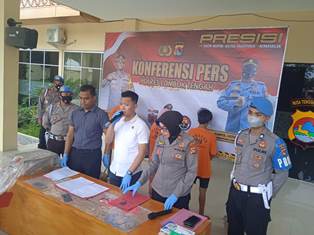 https://mail.gardatipikornews.com/adhiyaksa-dharma-pusaka-pertanian-sahabat-petani-lokal-berikan-solusi-pupuk-kandang-organik