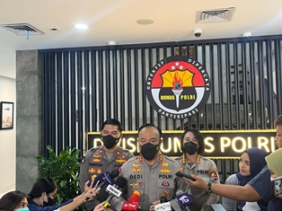 https://mail.gardatipikornews.com/unit-lantas-polsek-warudoyong-berikan-edukasi-kamseltibcarlantas-terhadap-pengemudi-ojol