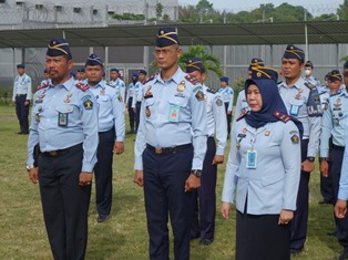 https://mail.gardatipikornews.com/gagal-diberangkatkan-ke-polandia-sbmi-lombok-timur-mendampingi-pengembalian-biaya-189-calon-pekerja-migran-indonesia-cpmi