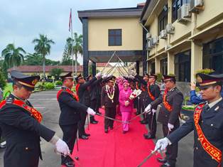 https://mail.gardatipikornews.com/bripka-agus-salim-berikan-bantuan-dan-himbauan-pada-salah-satu-warga-dusun-bampak