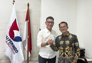 https://mail.gardatipikornews.com/aa-dede-blusukan-dengarkan-curhatan-masyarakat-pasca-salat-shubuh-2