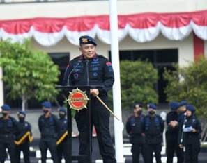 https://mail.gardatipikornews.com/ringankan-beban-polsek-cisaat-sukabumi-serahkan-bansos-kepada-keluarga-bayi-yang-lahir-hidrosefalus-2