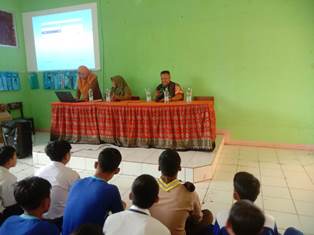 https://mail.gardatipikornews.com/satbrimob-polda-kalbar-laksanakan-kegiatan-go-to-school-sma-mujahidin-pontianak
