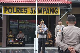 https://mail.gardatipikornews.com/sat-polairud-polres-lampung-selatan-tinjau-langsung-aktivitas-gunung-anak-krakatau