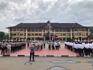 https://mail.gardatipikornews.com/asik-bermain-judi-kartu-dua-pria-warga-panjangjaya-ditangkap-polsek-mandalawangi