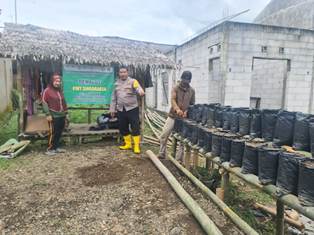https://mail.gardatipikornews.com/kapolres-tasikmalaya-kota-gelar-press-rilis-tewasnya-2-pemuda-akibat-tenggak-minuman-keras-oplosan