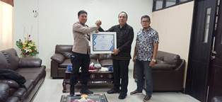 https://mail.gardatipikornews.com/bupati-sampang-resmikan-dan-beri-nama-jls-sebagai-jalan-halim-perdanakusuma