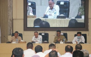 https://mail.gardatipikornews.com/bupati-dan-sekda-mengikuti-rakor-inspektur-daerah-seluruh-indonesia-bersama-kemendagri