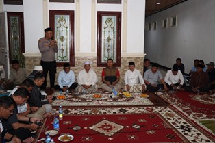 https://mail.gardatipikornews.com/sebanyak-30-kilogram-kg-ganja-berasal-dari-medan-yang-dikirim-kedaerah-kabupaten-purwokerto-kota-bandung-provinsi-jawa-barat-jabar