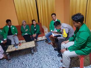 https://mail.gardatipikornews.com/emak-simpan-stok-miras-di-termos-nasi-di-beri-peringatan-tegas-oleh-polisi