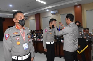 https://mail.gardatipikornews.com/awak-media-obrol-bareng-sama-dengan-kanit-intelkam-polres-oku-timur
