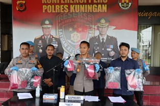 https://mail.gardatipikornews.com/pemkab-cirebon-dorong-peningkatan-pelayanan-kesehatan-dan-pengembangan-program-rsud-waled