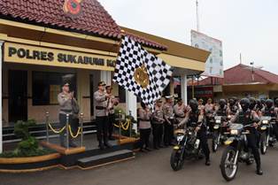 https://mail.gardatipikornews.com/36-tahun-tunjukan-kinerja-terbaik-polisi-di-sukabumi-raih-kenaikan-pangkat-pengabdian
