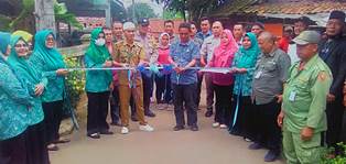 https://mail.gardatipikornews.com/kanit-intelkam-polsek-kronjo-polresta-tangerang-bersama-pemdes-pagedangan-udik-baksos-bersama-di-area-slum