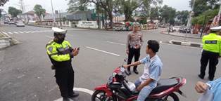 https://mail.gardatipikornews.com/dirlantas-menyapa-pendengar-95-1trax-fm-palembang-2