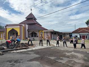 https://mail.gardatipikornews.com/memasuki-ops-keselamatan-lodaya-2023-satlantas-polres-majalengka-sosialisasi-bisma-pada-pemohon-sim