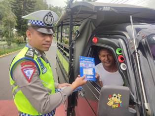 https://mail.gardatipikornews.com/tim-pokja-penyusunan-kajian-strategi-staf-ahli-kasad-bidang-pengawasan-khusus-dan-lingkungan-hidup-kunjungi-korem-063-sunan-gunung-jati