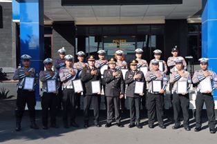 https://mail.gardatipikornews.com/orasi-touring-motor-dpd-pks-lombok-timur-semarak-milad-partai-pks-ke-21