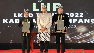 https://mail.gardatipikornews.com/lahan-hutan-produksi-hp-diporak-poranda-oleh-tambang-timah-diduga-ilegal-wilayah-sarang-ikan-kecamatan-lubuk-besar-hancur-lebur-dilakukan-pengusaha-papan-atas-yang-kebal-hukum