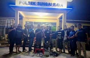 https://mail.gardatipikornews.com/nelayan-toboali-yang-terdampak-meminta-pt-timah-mencabut-izin-mitranya-yang-akan-melakukan-penambang
