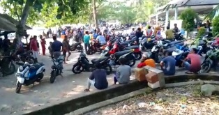 https://mail.gardatipikornews.com/babinsa-desa-cogreg-ciptakan-keakraban-dengan-warga-desa-cogreg-kecamatan-parung-laksanakan-komsos