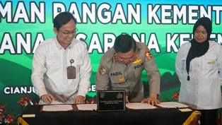 https://mail.gardatipikornews.com/yayasan-jurnalis-salurkan-bantuan-kepada-warga-desa-neglasari-kecamatan-purabaya