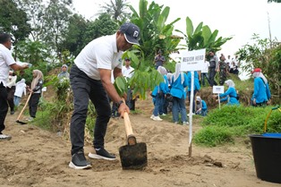 https://mail.gardatipikornews.com/menteri-bumn-dan-menteri-perhubungan-pastikan-harga-transportasi-tidak-naik