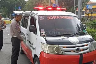 https://mail.gardatipikornews.com/apel-bersama-persiapan-pengamanan-natal-tahun-baru-2025-tkt-kecamatan-ciseeng-tahun-2024-dihadiri-plt-camat-kapolsek-dan-danramil
