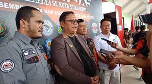 https://mail.gardatipikornews.com/pemdes-cogreg-kecamatan-parung-gelar-penyaluran-bantuan-sosial-pkh-sembako-untuk-408-kpm-bersama-kasi-kesra-acung-berjalan-tanpa-kendala