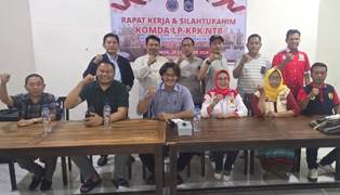 https://mail.gardatipikornews.com/jam-pidum-berikan-sambutan-dalam-pengukuhan-guru-besar-kehormatan-kepala-kejaksaan-tinggi-jawa-timur