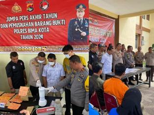 https://mail.gardatipikornews.com/pemerintah-desa-cogreg-kecamatan-parung-bekerjasama-dengan-ipb-university-melasanakan-kegiatan-social-media-marketing-workshop