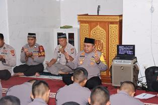 https://mail.gardatipikornews.com/kota-mataram-sukses-jaga-keamanan-dan-kenyamanan-selama-perayaan-natal-dan-tahun-baru