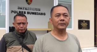 https://mail.gardatipikornews.com/awali-tahun-baru-2025-kapolda-sulteng-beri-penghargaan-ke-satker-dan-personel-berprestasi