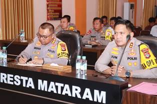 https://mail.gardatipikornews.com/pengedar-shabu-di-karang-bagu-ditangkap-barang-bukti-778-gram-diamankan
