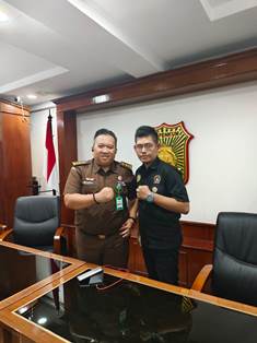 https://mail.gardatipikornews.com/4-siswa-sma-negeri-kota-gunungsitoli-ditetapkan-status-sebagai-pelaku-anak-oleh-polres-nias
