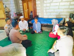 https://mail.gardatipikornews.com/kebakaran-di-cibereum-keluarga-uje-kehilangan-tempat-tinggal-dan-harapan-kemana-pemerintah-setempat