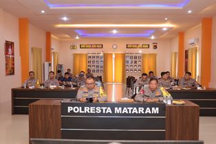 https://mail.gardatipikornews.com/kapal-wisata-terbakar-di-teluk-kayangan-polisi-ungkap-dugaan-penyebab