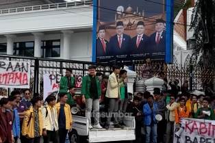 https://mail.gardatipikornews.com/musdesus-penetapan-kpm-blt-dd-ketahanan-pangan-tahun-2025-desa-parigi-mekar-kecamatan-ciseeng-bersama-sekdes-wahyuni-dan-sekcam-ahmad-rosyadi-s-ag