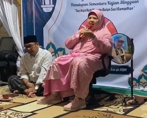 https://mail.gardatipikornews.com/miq-iqbal-dan-pembangunan-kebudayaan-lokal-ii