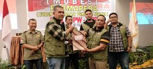 https://mail.gardatipikornews.com/kasus-dugaan-pengoplosan-pertamax-pertalite-bpkn-ri-akan-panggil-dirut-pt-pertamina