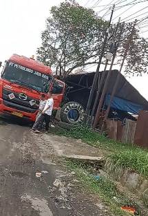 https://mail.gardatipikornews.com/pendapat-ketua-umkm-ikm-kecamatan-ciseeng-terkait-keresahan-pedagang-taman-jajan-diintimidasi-pihak-developer-pbr