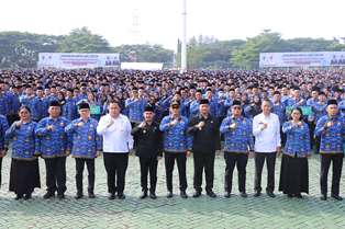 https://mail.gardatipikornews.com/ketua-umum-papalotim-lalu-harry-suriatmo-asal-desa-sakra-ngabuburide-bersama-22-club-vespa-250-peserta