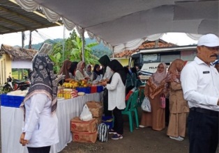 https://mail.gardatipikornews.com/diisela-sela-kesibukannya-kalisa-putri-miss-asia-indonesia-menggelar-buka-puasa-dan-santunan-anak-yatim-di-perumahan-grand-duta-city