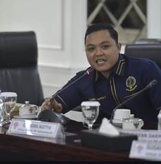 https://mail.gardatipikornews.com/polres-kuningan-resmi-sambut-kapolres-baru-akbp-muhamad-ali-akbar-s-i-k-m-si