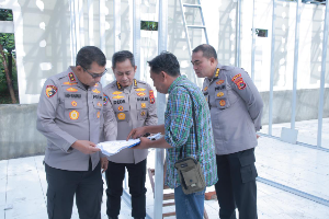 https://mail.gardatipikornews.com/kapolrimentan-panen-raya-jagung-di-bone-dukung-program-ketahanan-pangan-nasional