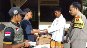 https://mail.gardatipikornews.com/pemdes-parigi-mekar-kecamatan-ciseeng-laksanakan-pengaspalan-jalan-lingkungan-demi-kenyamanan-warga