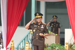 https://mail.gardatipikornews.com/demo-pik2-di-tugu-cangkir-tak-diminati-warga-kronjo-malah-merasa-terganggu