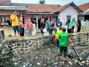 https://mail.gardatipikornews.com/dinas-lingkungan-hidup-lampung-selatan-adakan-program-jumat-bersih-masjid